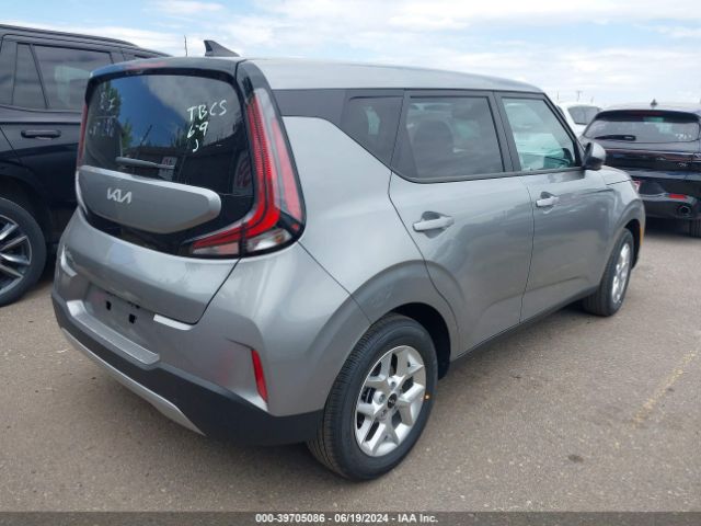 KNDJ23AU8R7914504 KIA SOUL LX