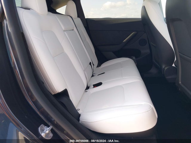 2024 TESLA MODEL Y 7SAYGDED4RF098999 Photo 7