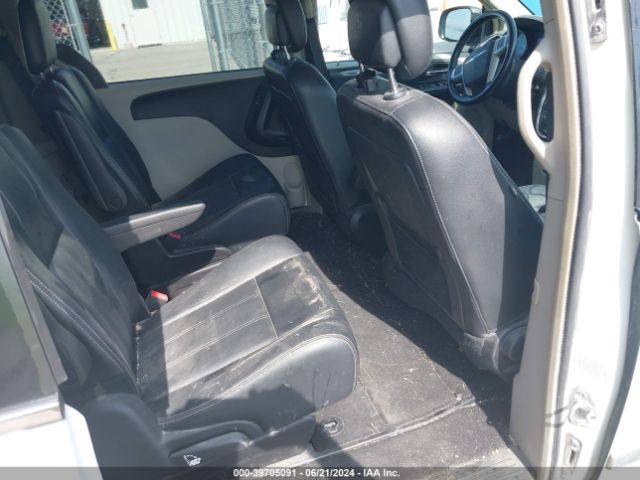 2C4RC1BG2GR148326 Chrysler Town & Country Touring