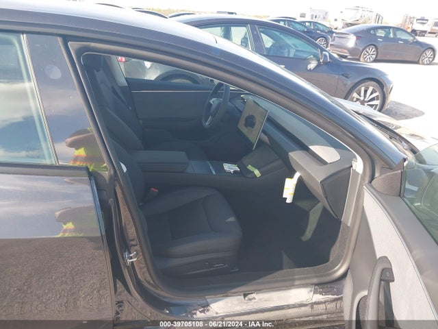 2024 TESLA MODEL 3 5YJ3E1EA1RF768929 Photo 4