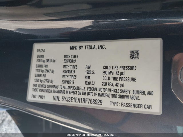 2024 TESLA MODEL 3 5YJ3E1EA1RF768929 Photo 8