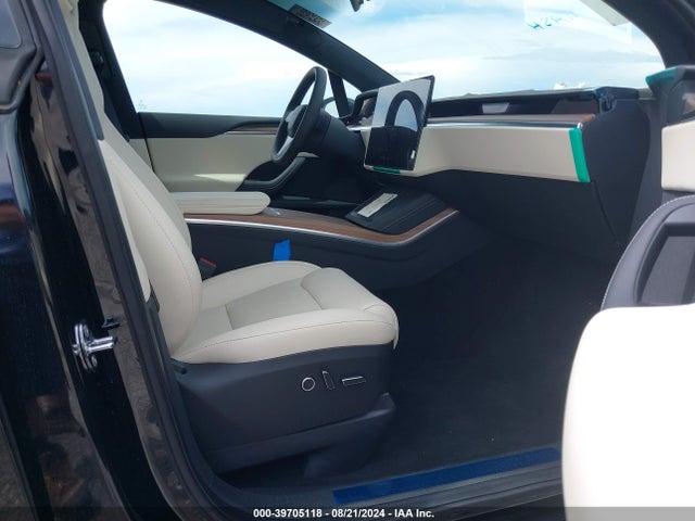 Tesla Model X Long Range 2024 7SAXCDE56RF446415 Image 5
