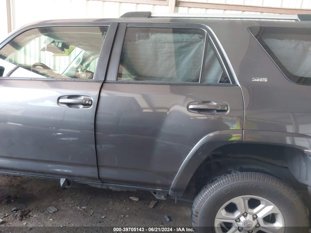 Toyota 4runner Sr5 Premium 2019 JTEZU5JRXK5197413 Image 12