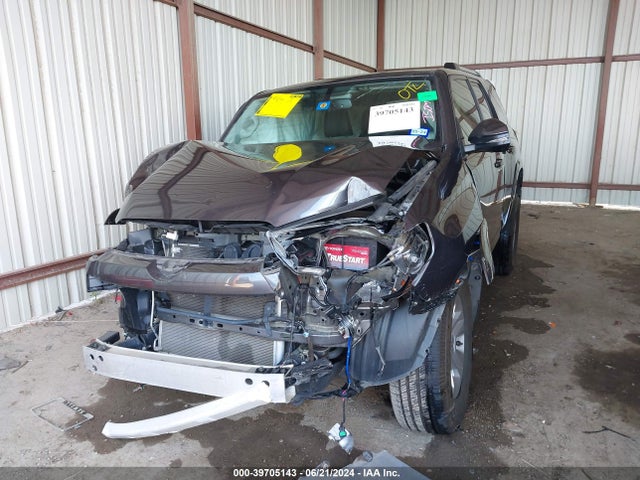 Toyota 4runner Sr5 Premium 2019 JTEZU5JRXK5197413 Image 2