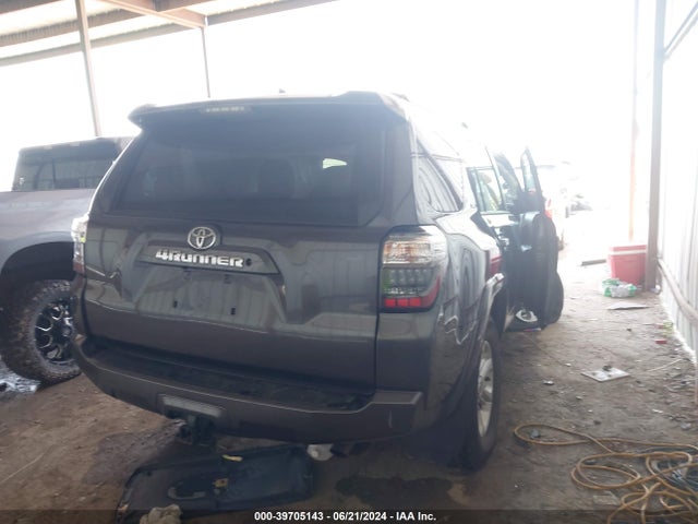 Toyota 4runner Sr5 Premium 2019 JTEZU5JRXK5197413 Image 4