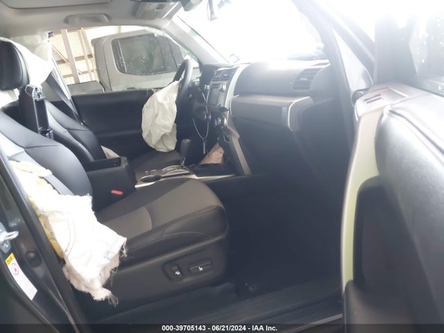 Toyota 4runner Sr5 Premium 2019 JTEZU5JRXK5197413 Image 5
