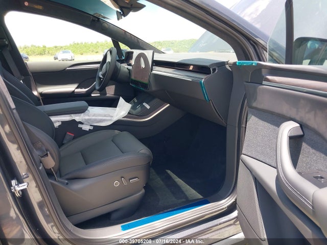 2024 TESLA MODEL X 7SAXCBE56RF448220 Photo 4