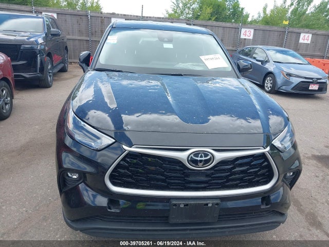 Toyota Highlander Le 2024 5TDKDRBH2RS533949 Image 12