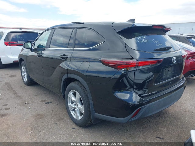 Toyota Highlander Le 2024 5TDKDRBH2RS533949 Image 3