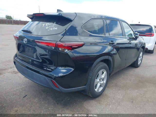 Toyota Highlander Le 2024 5TDKDRBH2RS533949 Image 4