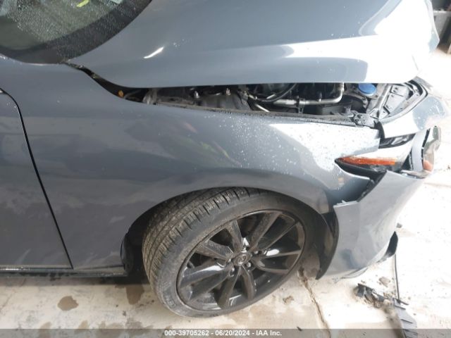 JM1BPANMXK1117586 Mazda Mazda3 Premium Package