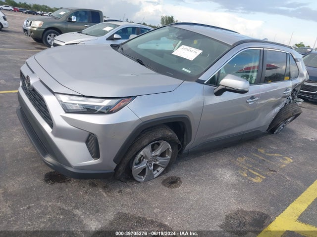 Toyota Rav4 Xle 2022 2T3W1RFV0NC174282 Image 2