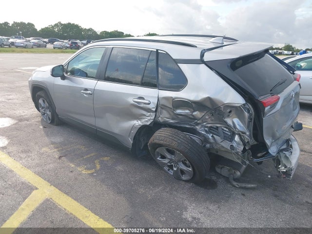 Toyota Rav4 Xle 2022 2T3W1RFV0NC174282 Image 3