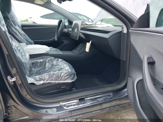 2024 TESLA MODEL 3 5YJ3E1EA2RF752500 Photo 4