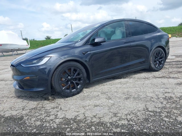 2024 TESLA MODEL X 7SAXCBE54RF444358 Photo 1