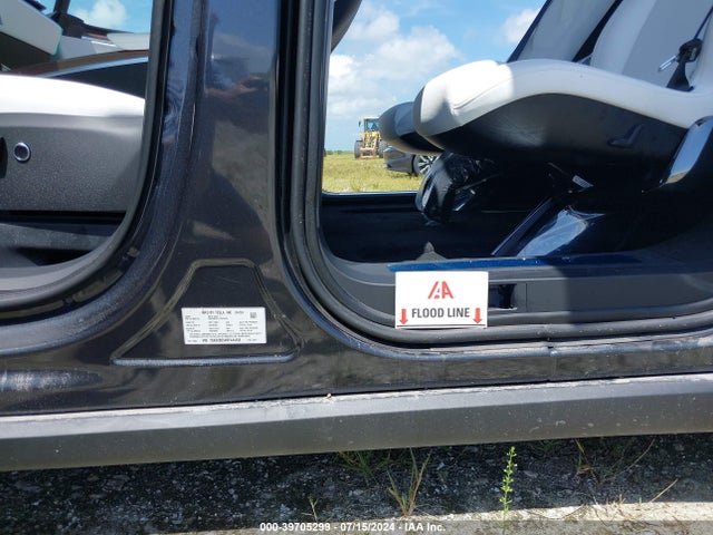 2024 TESLA MODEL X 7SAXCBE54RF444358 Photo 5