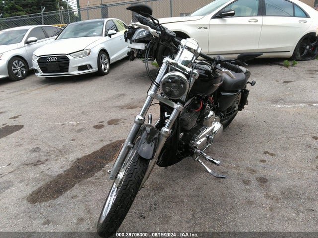 Aukcja sprzedaży 2005 Harley-davidson Xl1200 C, vin: 1HD1CGP155K442477, numer aukcji: 39705300