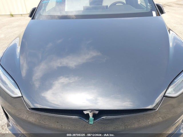 2024 TESLA MODEL X 7SAXCBE53RF445338 Photo 9