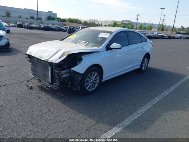 5NPE24AF1KH769557 Hyundai SONATA SE