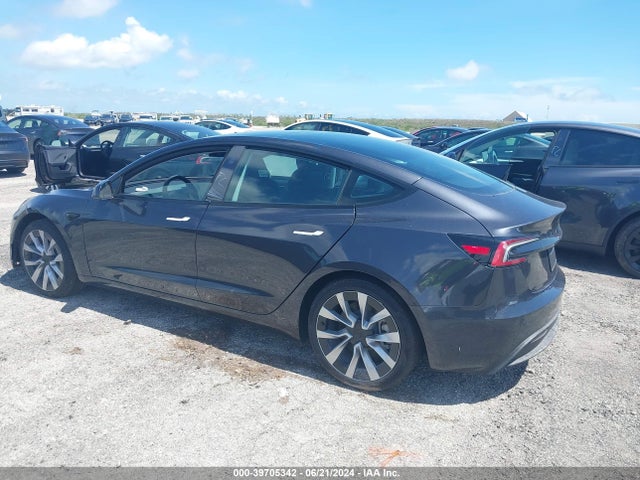 2024 TESLA MODEL 3 5YJ3E1EA4RF752059 Photo 2