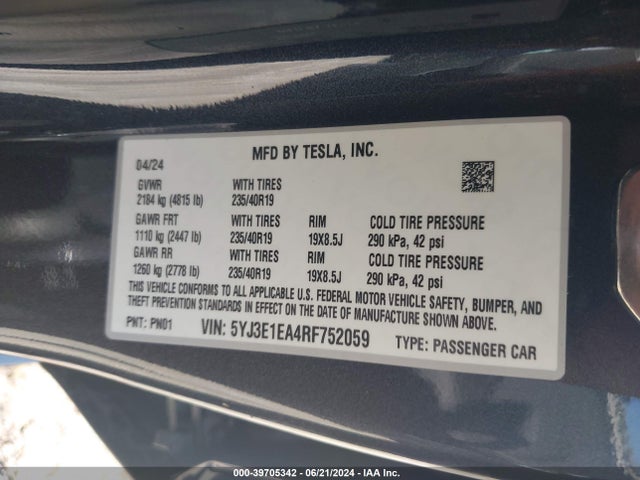 2024 TESLA MODEL 3 5YJ3E1EA4RF752059 Photo 8