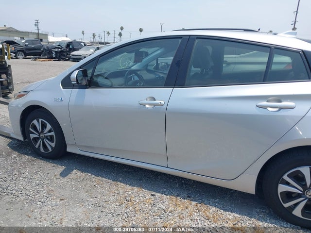 Toyota Prius Prime Premium 2017 JTDKARFP0H3033878 Image 14