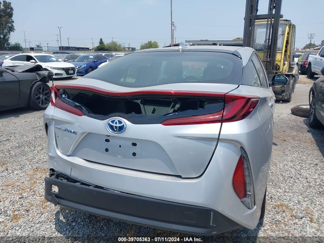 Toyota Prius Prime Premium 2017 JTDKARFP0H3033878 Image 16