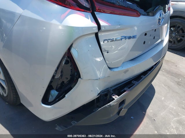 Toyota Prius Prime Premium 2017 JTDKARFP0H3033878 Image 17