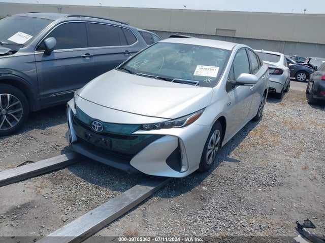 Toyota Prius Prime Premium 2017 JTDKARFP0H3033878 Image 2
