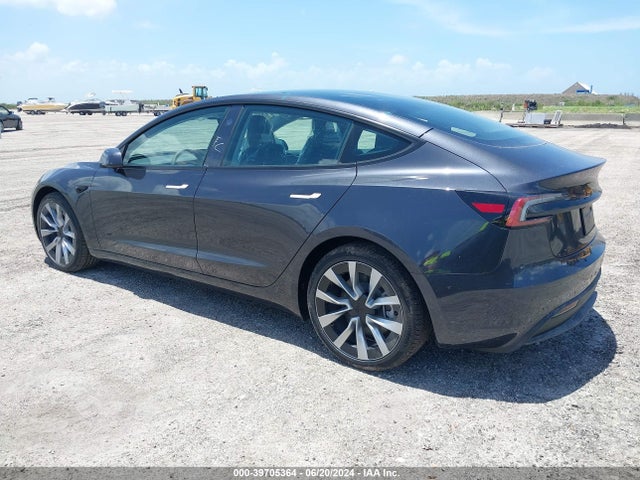 2024 TESLA MODEL 3 5YJ3E1EA4RF752370 Photo 2