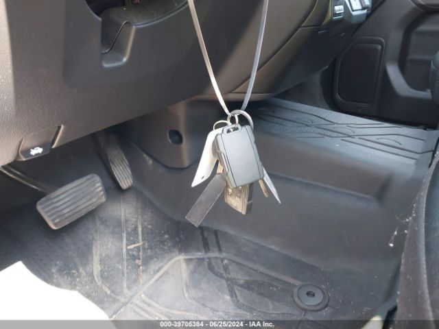 3GCUYBEF4KG700606 Chevrolet Silverado 1500 Custom