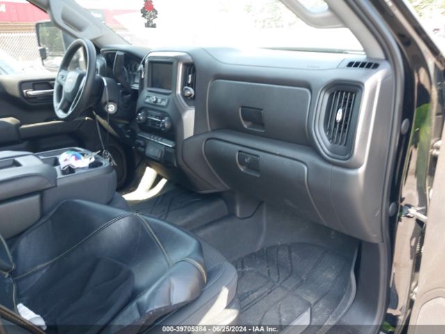 3GCUYBEF4KG700606 Chevrolet Silverado 1500 Custom