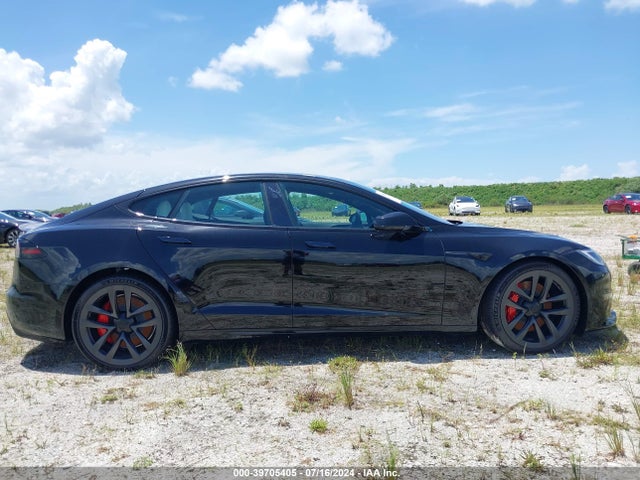 5YJSA1E64RF539292 Tesla Model S Plaid Tri Motor All-wheel Drive