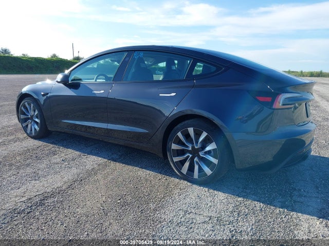 2024 TESLA MODEL 3 5YJ3E1EA7RF752587 Photo 2
