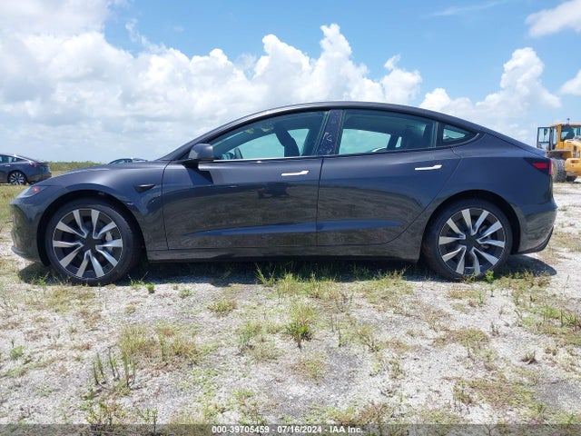 Tesla Model 3 Rear-wheel Drive 2024 5YJ3E1EA7RF752668 Image 17