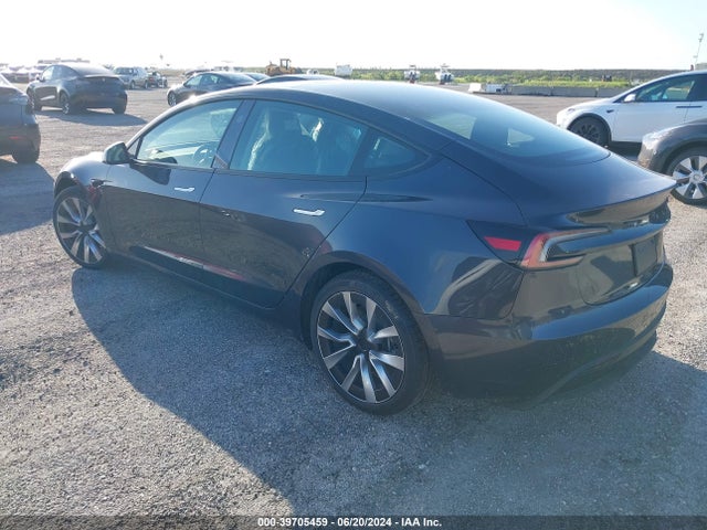 Tesla Model 3 Rear-wheel Drive 2024 5YJ3E1EA7RF752668 Image 3