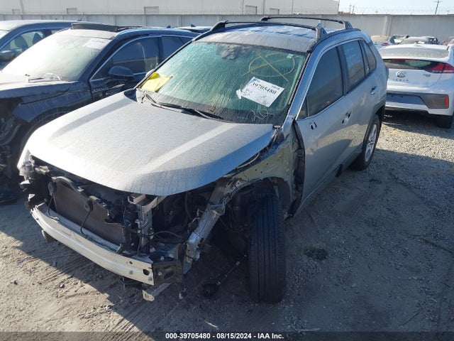 Toyota Rav4 Xle 2021 2T3W1RFVXMC142258 Image 2