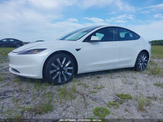 2024 TESLA MODEL 3 5YJ3E1EAXRF769576 Photo 1