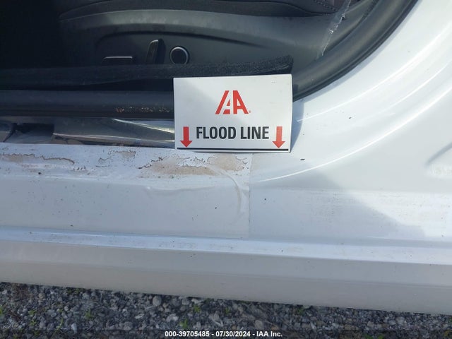 2024 TESLA MODEL 3 5YJ3E1EAXRF769576 Photo 5
