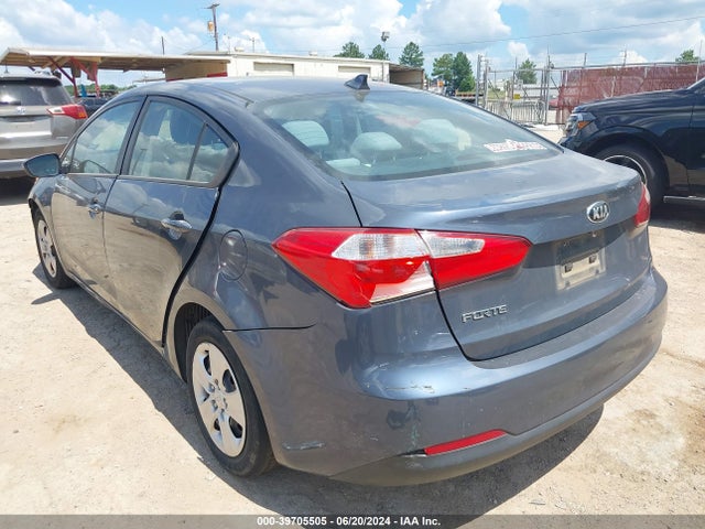 KIA FORTE LX 2016 KNAFX4A64G5542132 Image 3