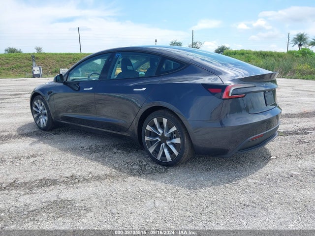2024 TESLA MODEL 3 5YJ3E1EAXRF752566 Photo 2