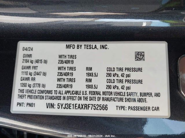 2024 TESLA MODEL 3 5YJ3E1EAXRF752566 Photo 8