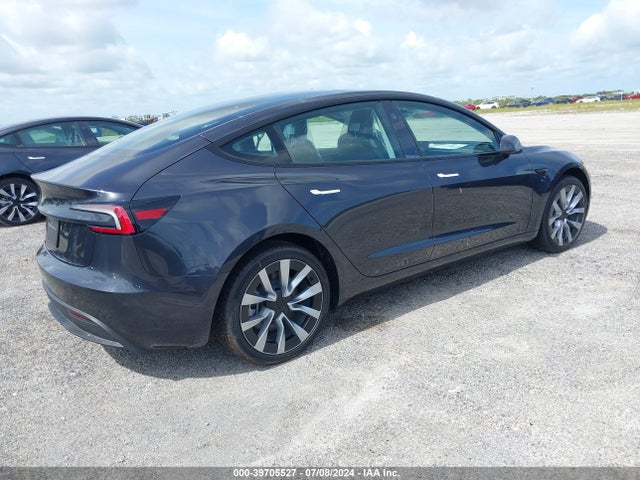 2024 TESLA MODEL 3 5YJ3E1EAXRF752132 Photo 3