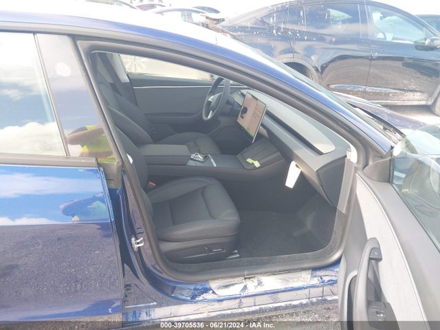 2024 TESLA MODEL 3 5YJ3E1EA9RF768015 Photo 4