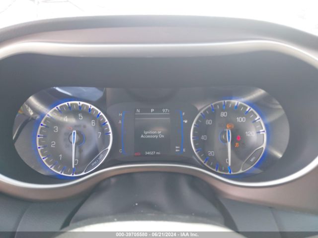 2C4RC1CG0NR208969 Chrysler Voyager Lx