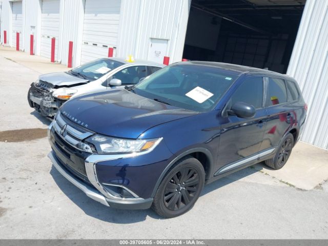 JA4AD2A3XJZ020695 Mitsubishi Outlander Es