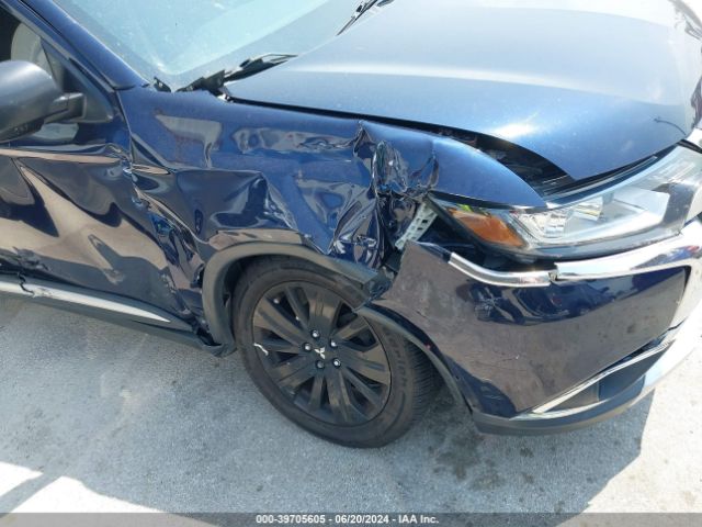 JA4AD2A3XJZ020695 Mitsubishi Outlander Es