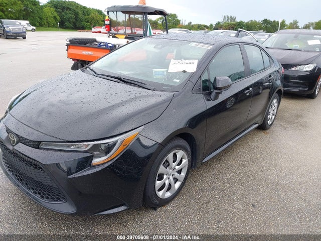 Toyota COROLLA LE 2022 5YFEPMAE2NP381835 Image 2