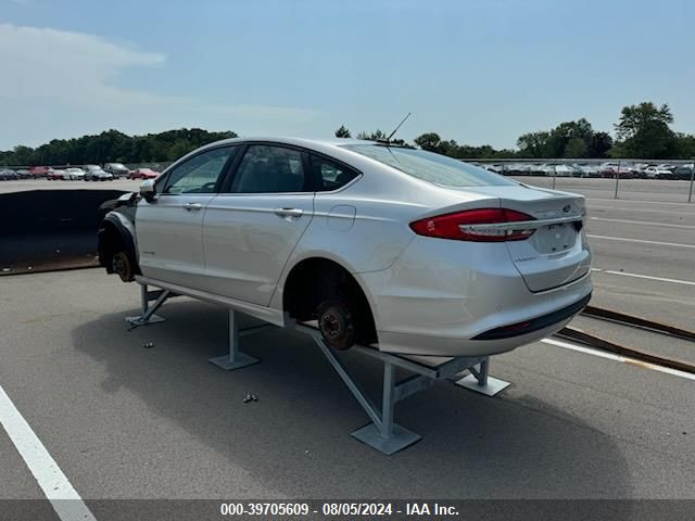 3FA6P0LU7JR268877 Ford Fusion Hybrid Se
