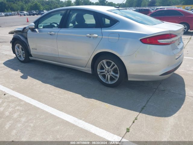 3FA6P0LU7JR268877 Ford Fusion Hybrid Se